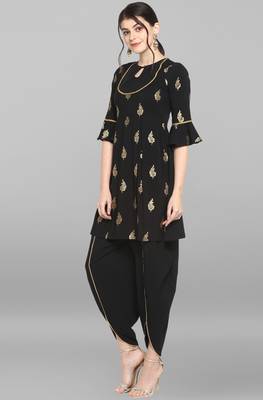 Black golden print crepe salwar 2