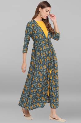 Janasya Green printed rayon long kurtis 3