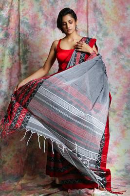 Grey woven blended cotton saree with blouse 2