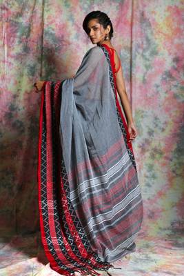 Grey woven blended cotton saree with blouse 3
