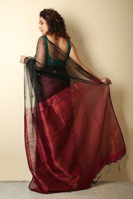 Black woven silk saree with blouse 2