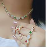 Multicolor necklaces