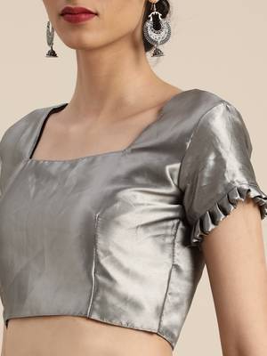 Grey embroidered georgette saree with blouse 4