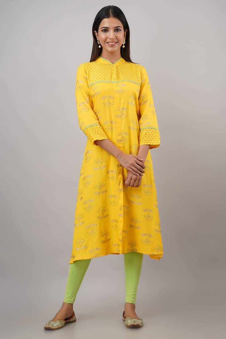 SVARCHI Women's Rayon Floral Print A-Line Kurta (Brown)