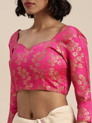 Beige embroidered chanderi saree with blouse 4