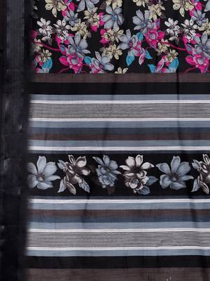 Black printed blended cotton saree with blouse 5