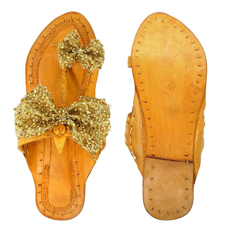 gold kolhapuri chappal