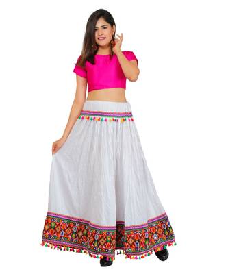 Kutchi Embroidered Border Rayon Skirt/Chaniya - KutchiSkirt-White 4