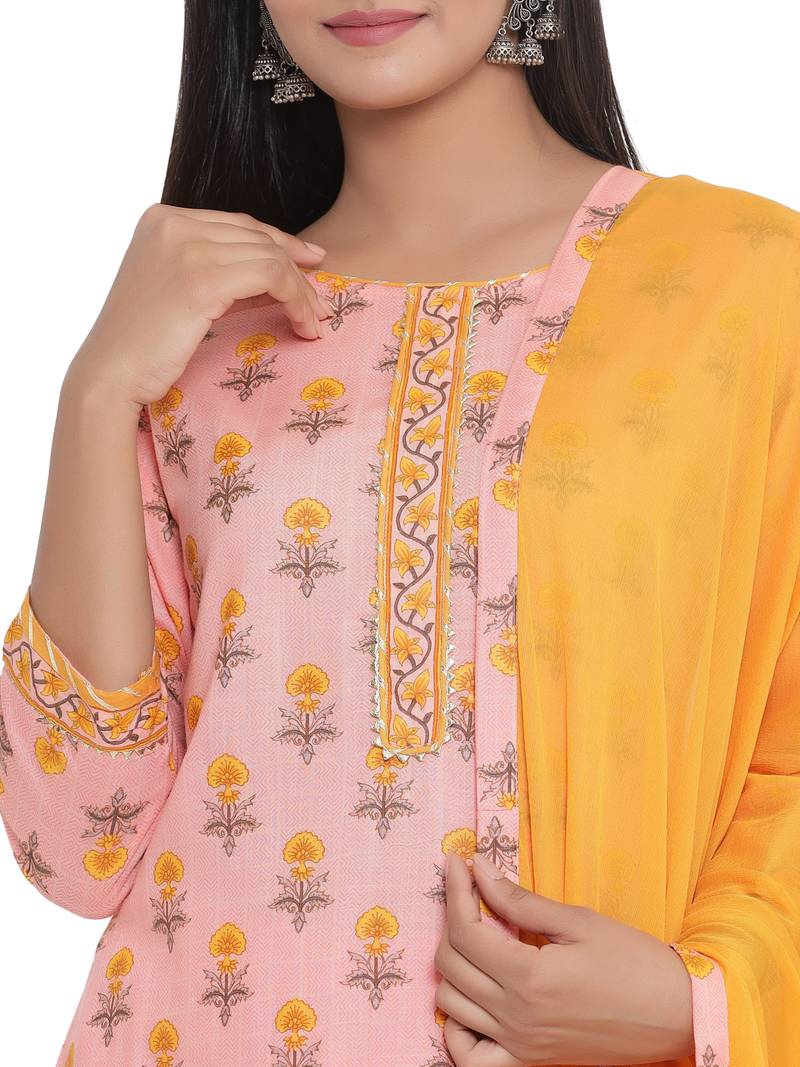 F Women's Cotton and Mulmul Floral Printed Straight Kurta Pant Dupatta Set (Peach)