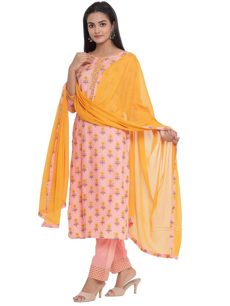 F Women's Cotton and Mulmul Floral Printed Straight Kurta Pant Dupatta Set (Peach)