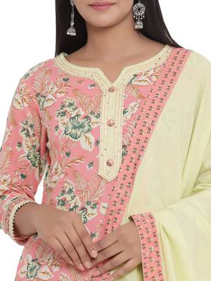 F Women's Cotton Cambric Floral Printed Straight Kurta Pant Dupatta Set (Peach) 2