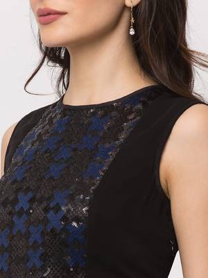 Sheczzar Black Color JAQUARD High Low Party wear Gown. 4