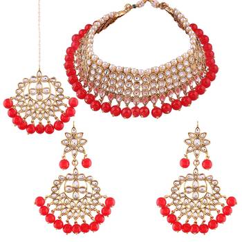 Traditional Kundan & Red Pearl Choker Necklace Set For Women  1