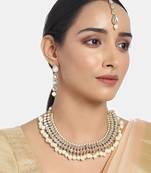 I Jewels Traditional Jewellery Set With Earrings & Maang Tikka Encased with Kundan (K7090W)