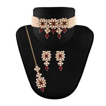 Traditional Pearl & Kundan Necklace Set with Maang Tikka for Women (ML224WM) 4
