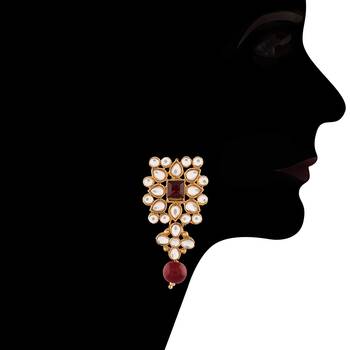 Traditional Gold Plated Pearl & Kundan Choker Necklace Set with Maang tikka for Women  2