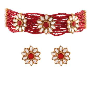 Traditional Gold Plated Floral Pearl & Beads Choker Necklace Set for Women  3