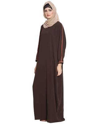 "Noriza Elegant Kaftan With  Contras Detailing On Sleeves Dark Brown" 3