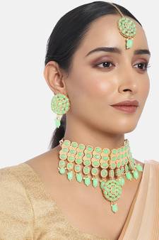 Traditional Handcrafted Choker Set Studded with Beads & Pearls With Maang Tikka