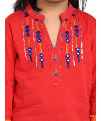 Twisha Stylish Embroidered Top with Dhoti - Red 4