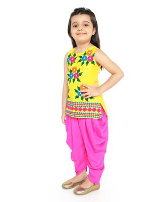 Twisha Stylish Aari work Embroidered Top with Dhoti - Yellow 3