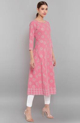 Pink printed cotton ethnic kurtis 3