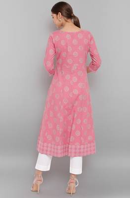 Pink printed cotton ethnic kurtis 4