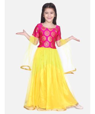 red Chiffon Brocade Lehenga choli for Girls 3