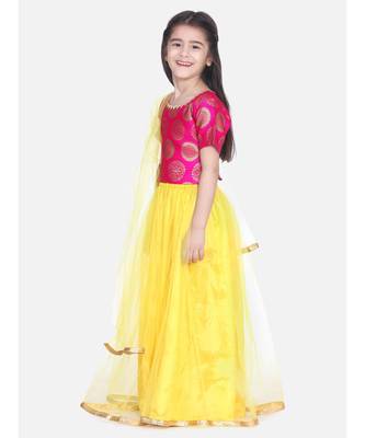 red Chiffon Brocade Lehenga choli for Girls 5