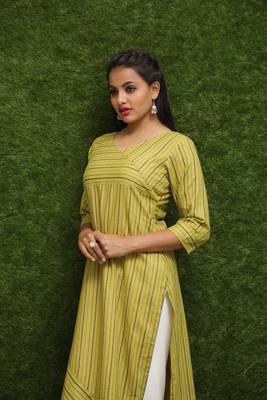 Women Yellow Kurti For Girls  5