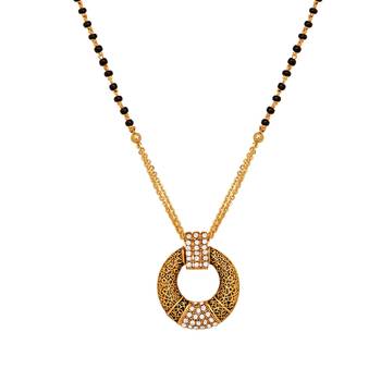 White crystal pendants 1