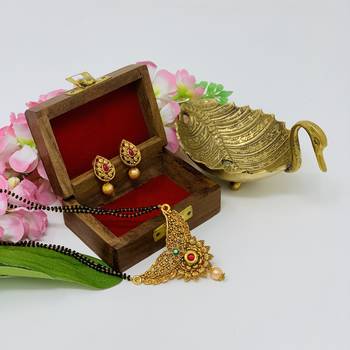 Gold mangalsutra 1