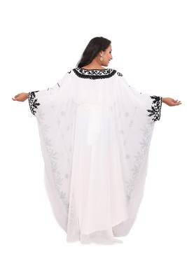 White georgette moroccan islamic dubai kaftan farasha Aari and stone work  5