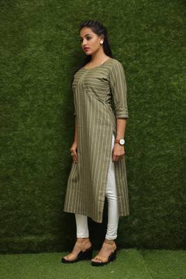 Girls Green Designer Kurti  4