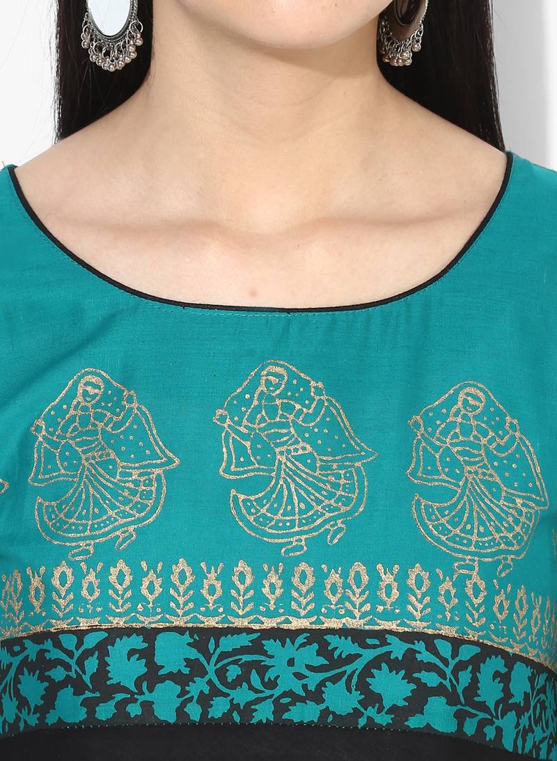 Varkha Fashion Cotton Round Neck Anarkali Kurta