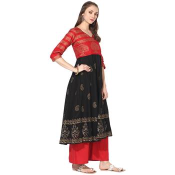 Varkha Fashion Cotton Sweetheart Neck Anarkali Kurta 3
