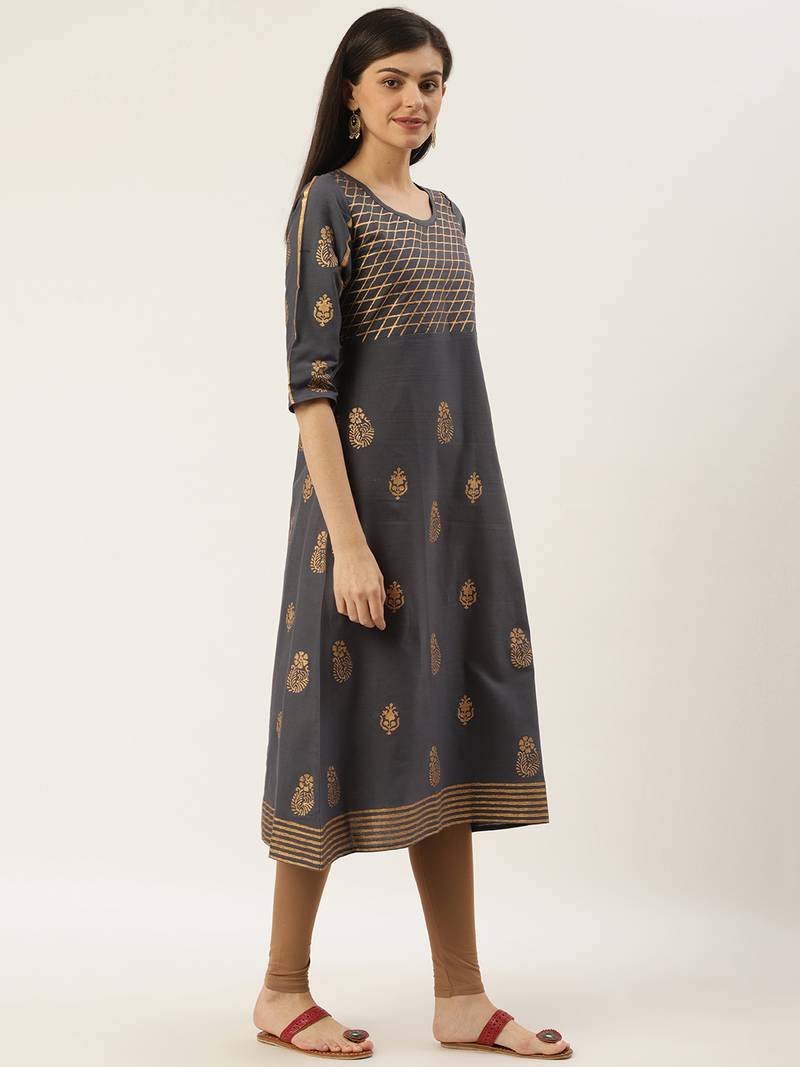 Varkha Fashion Cotton Round Neck Anarkali Kurta