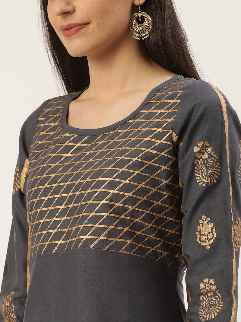 Varkha Fashion Cotton Round Neck Anarkali Kurta