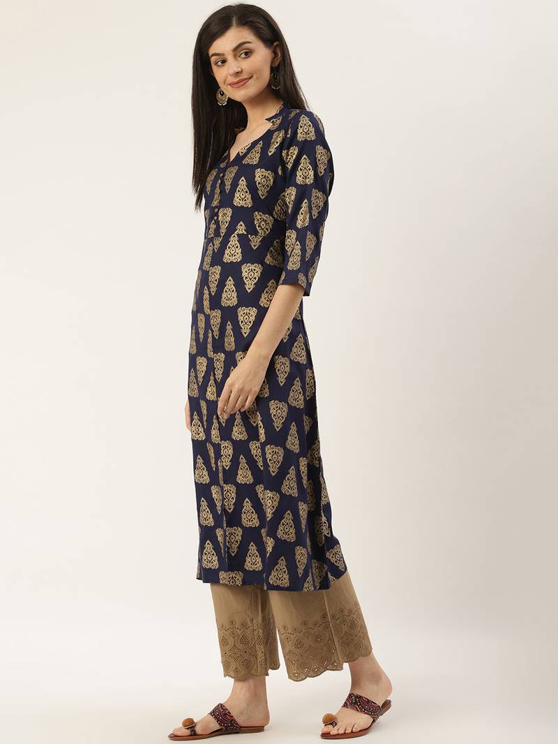 Varkha Fashion Rayon Collar Neck Slit Anarkali Kurta