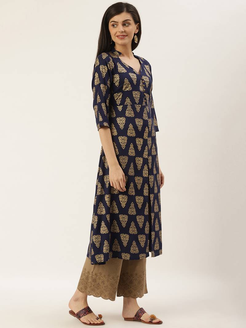 Varkha Fashion Rayon Collar Neck Slit Anarkali Kurta