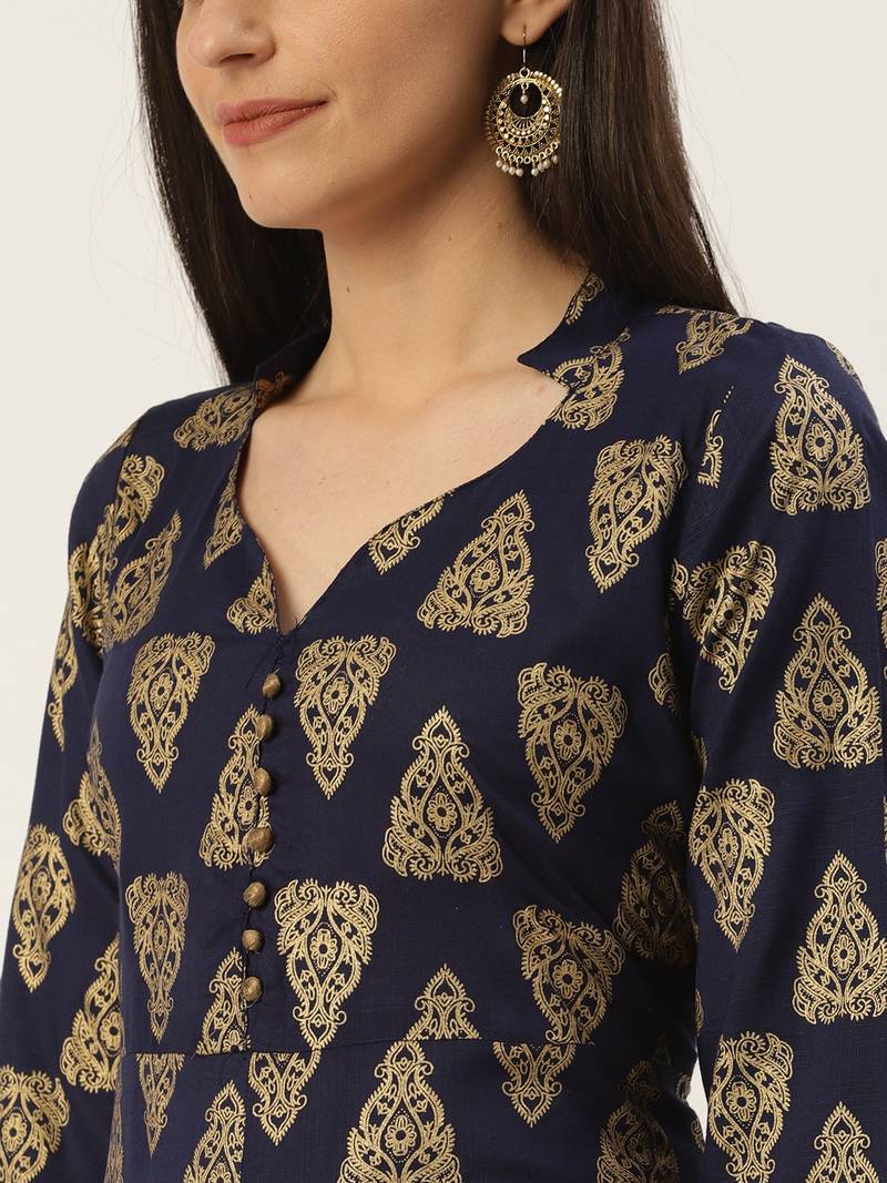 Varkha Fashion Rayon Collar Neck Slit Anarkali Kurta