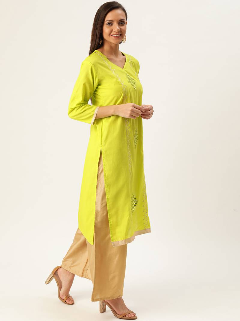 Varkha Fashion Cotton Sweetheart Neck Straight Kurta