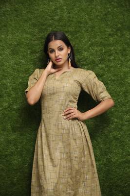 Women Green Long Kurti 5