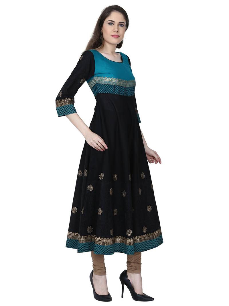 Varkha Fashion Cotton Round Neck Anarkali Kurta