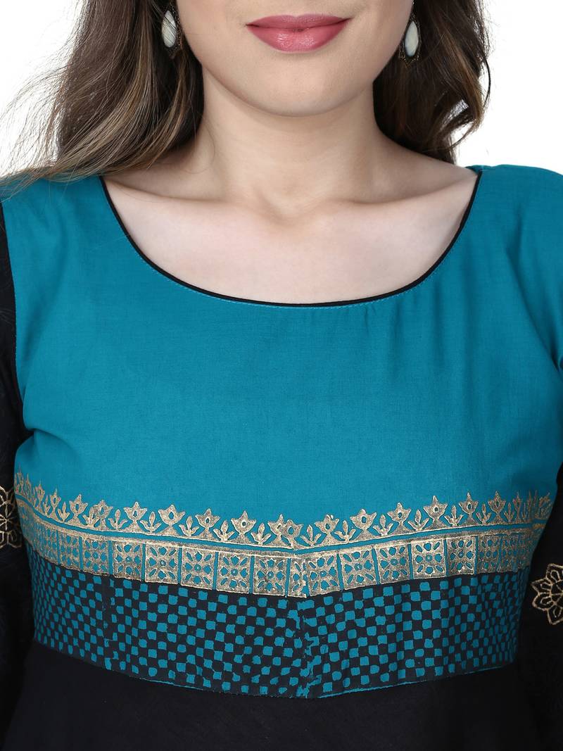 Varkha Fashion Cotton Round Neck Anarkali Kurta