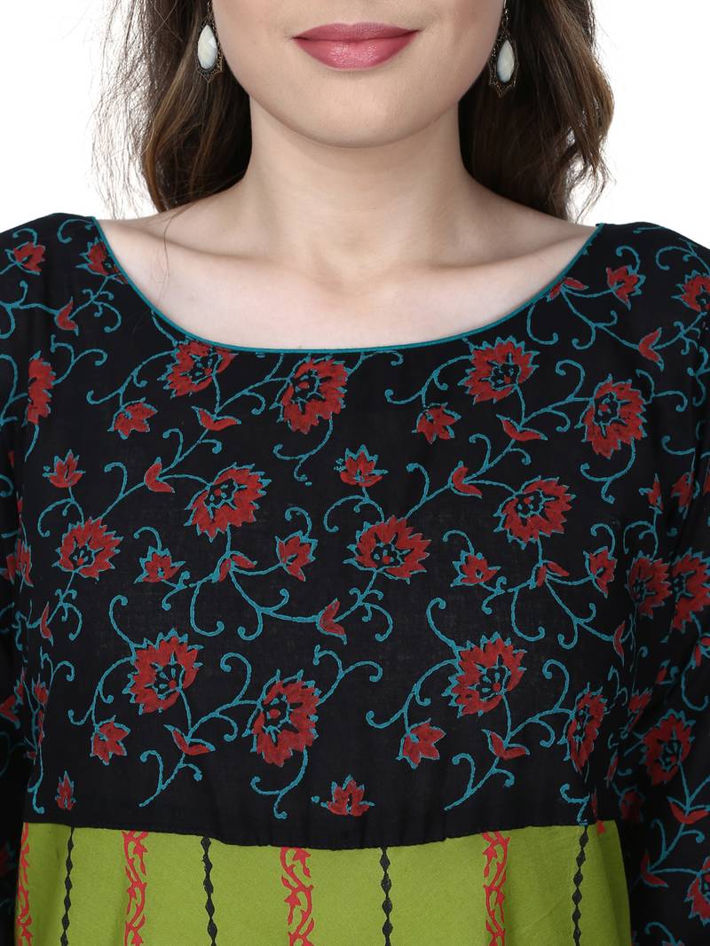 Varkha Fashion Cotton Round Neck Anarkali Kurta