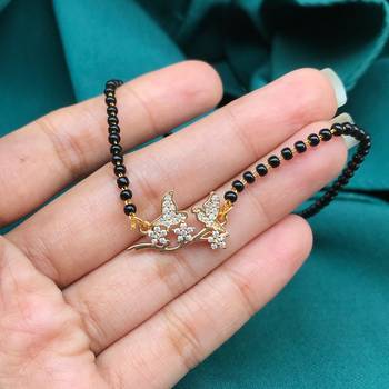 White mangalsutra 3