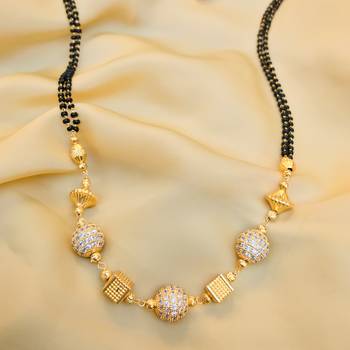 White mangalsutra 3