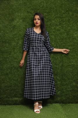 Women Black Long Kurti  3