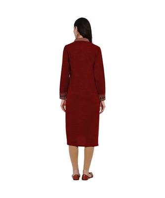 women winter acrylic maroon self design kurta 4